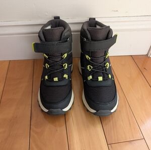 Cat & Jack Boys Winter Boots